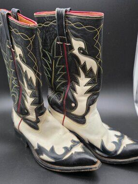 VINTAGE WESTERN intracate INLAY COWBOY CUSTOM BOOTS size 6